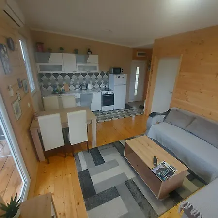 Holiday home Vikendica Planina Jelica,guca *